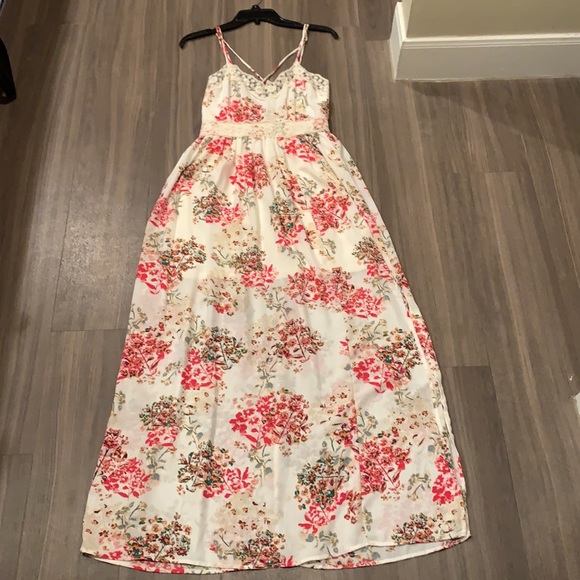 Altar’d State Maxi Floral Dress 💐 - Picture 1 of 16